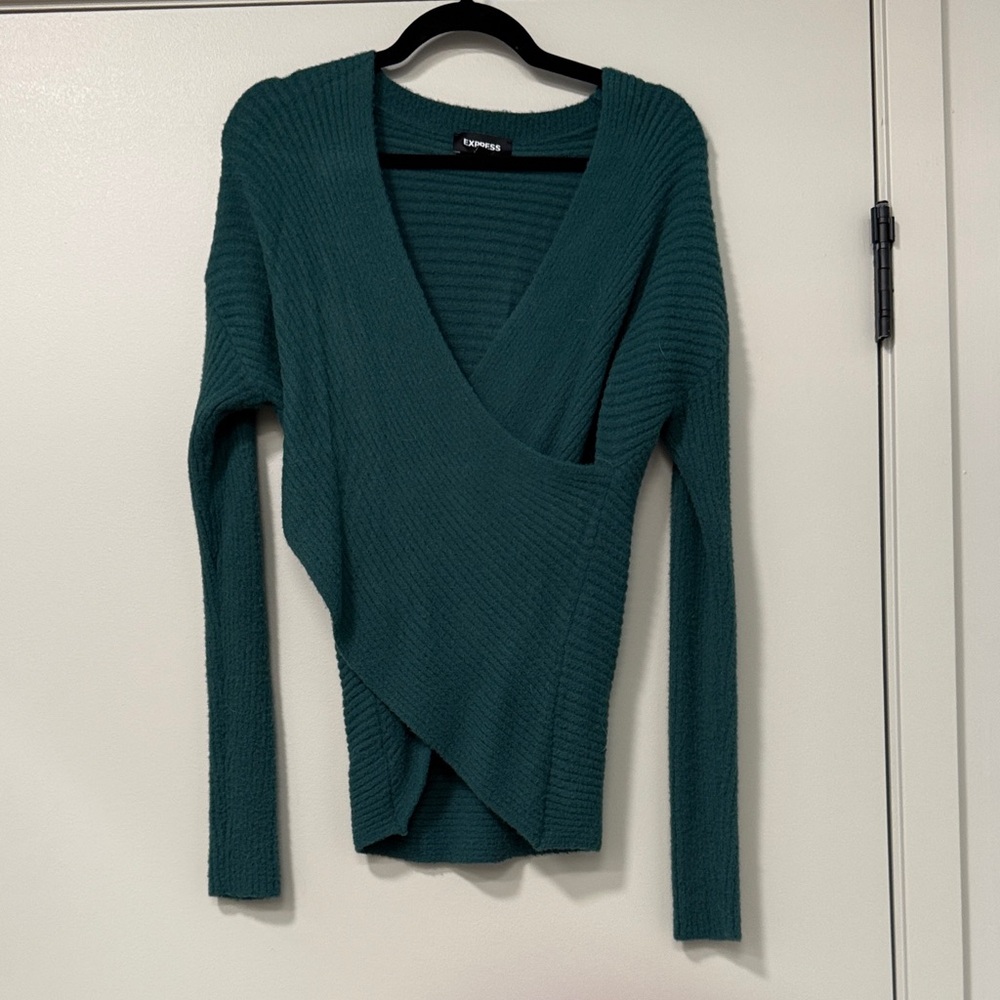 Express NWOT Emerald Green Faux Wrap Sweater Size XS - Picture 2 of 5